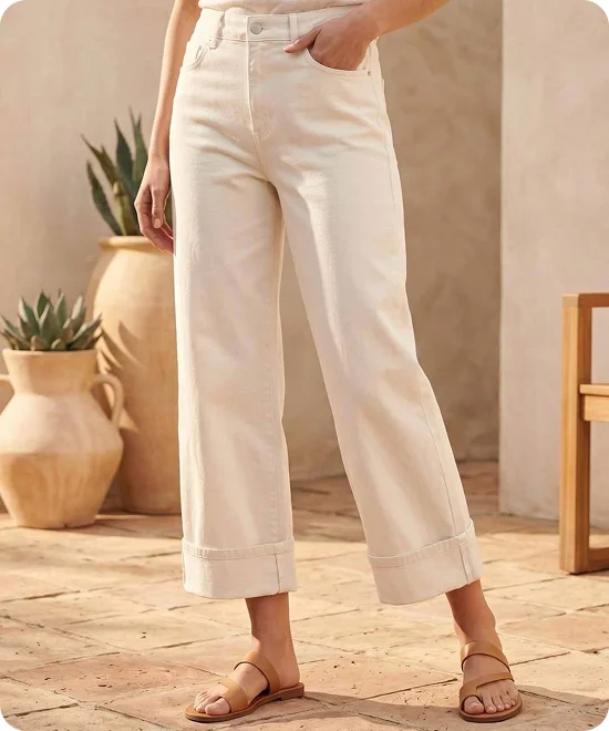 Détail d’une tenue de prêt-à-porter